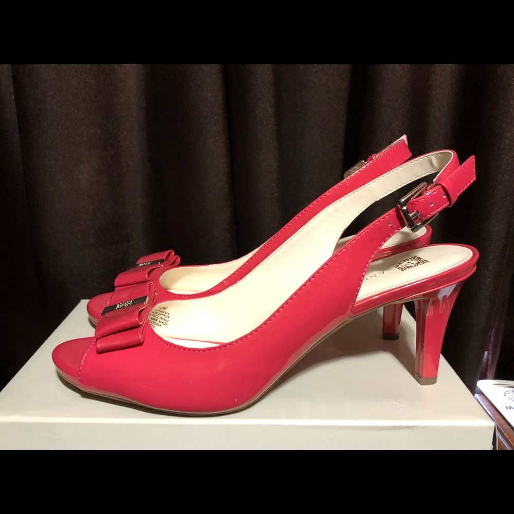 Anne Klein iflex ladies peep toe pumps, size 10.